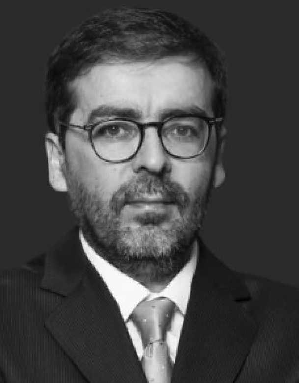 PAULO DIAS